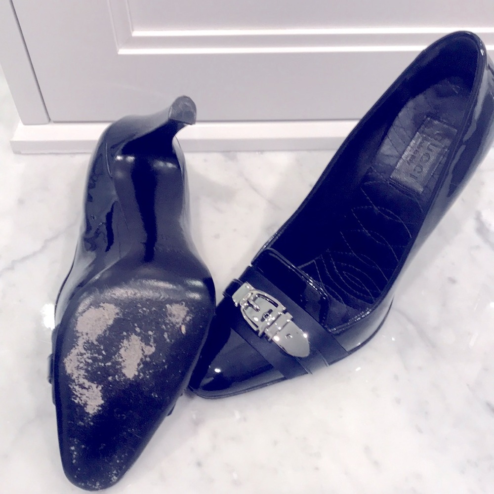 Gucci | Navy Patent Leather Heels Size 6 - Picture 4 of 10